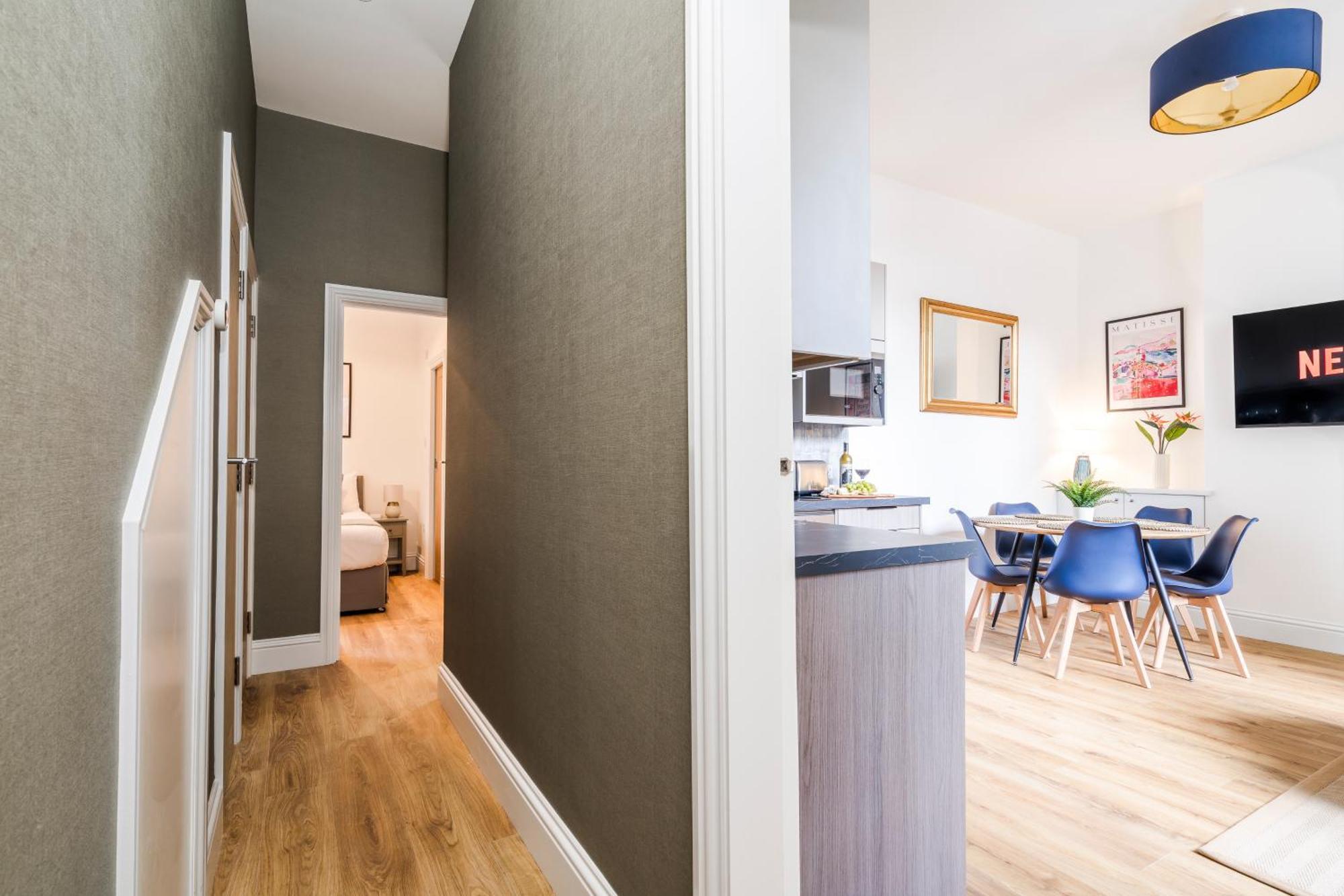 Cozy 2 Bedroom Apartment In Sutton Sutton  Exterior photo